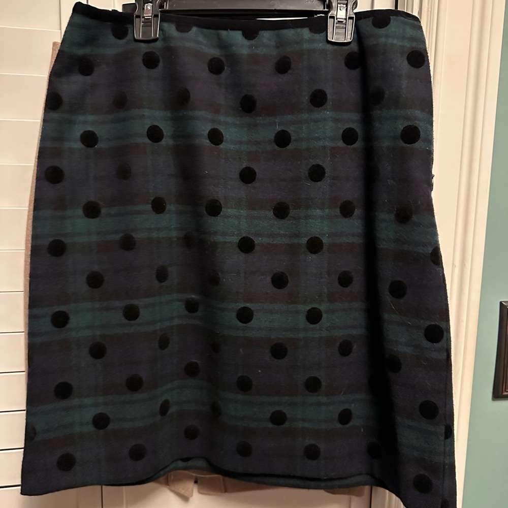 Elegant Black and Green Plaid A-Line Skirt